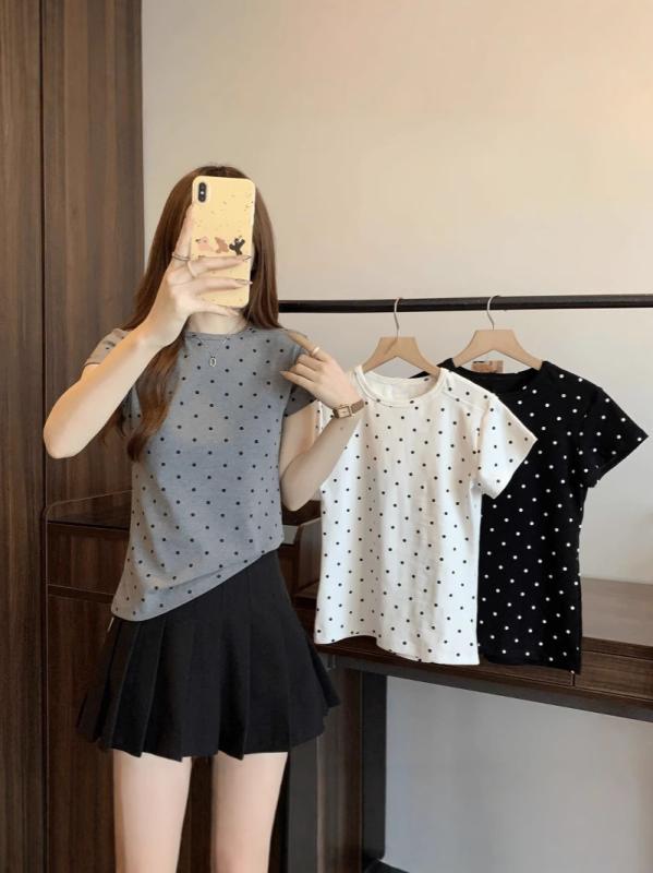 Tシャツ 女性用 短袖 夏 綿 素材 修身 スリム デザイン ポルカドット プリント 丸首 気質 通勤 スタイル 快適 レジャー 白色 グレー ブラック