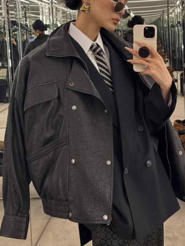 レザージャケット 女性用 秋冬 羊革 真皮 バイカースタイル クール ロングスリーブ ワイドフィット ストリートファッション ブラック ブラウン ラフ スタイリッシュ 軽量 暖か ジッパー ポケット ロング丈 接触冷感 吸湿速乾 伸縮性 普段使い 通勤用