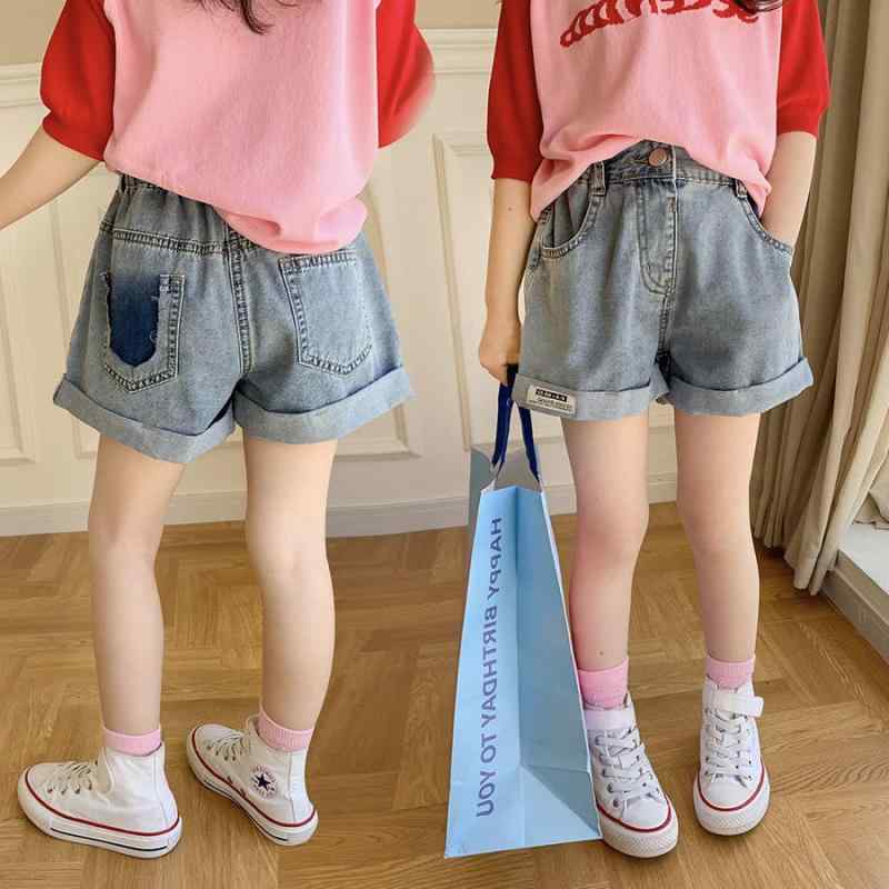 女児 キッズ 牛仔 デニム ショートパンツ 夏 夏季 短パン 女の子 中大童 高腰 ハイウエスト 綿 コットン 柔軟 ソフト 薄手 軽量 通気性 吸湿速乾 純色 ソリッドカラー 牛仔ブルー デニムブルー 普段使い 遊び着 韓国風 トレンド 潮范 カジュア