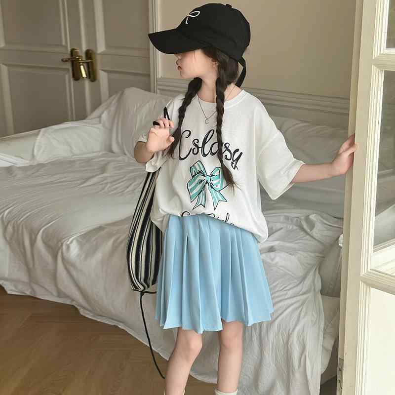 女の子 セットアップ 夏服 韓流 短袖 トップス 百褶 スカート 2点セット かわいい 蝶結 デザイン 綿 素材 柔らかい 軽量 吸湿速乾 純色 浅青 スカイブルー ミッドチャイルド 中学生 女児 日常 遊び着 通学 春夏 季節 通年 コーデ