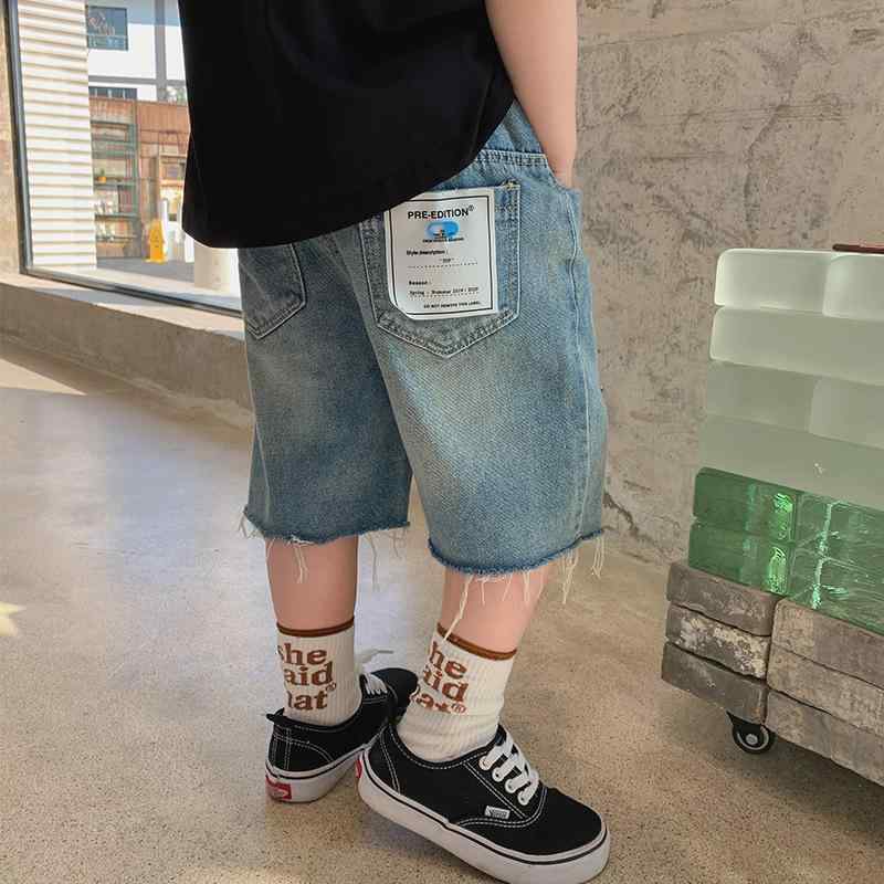 キッズ 男の子 デニム ショーツ 夏用 コットン 綿素材 柔らかい 肌触り 良い 中腰 伸縮性 ある 短パン 5分丈 ブルー 純色 子供 服装 日常 遊び着 軽量 吸湿 速乾 機能 付き カジュアル スタイル 3-8歳 対応