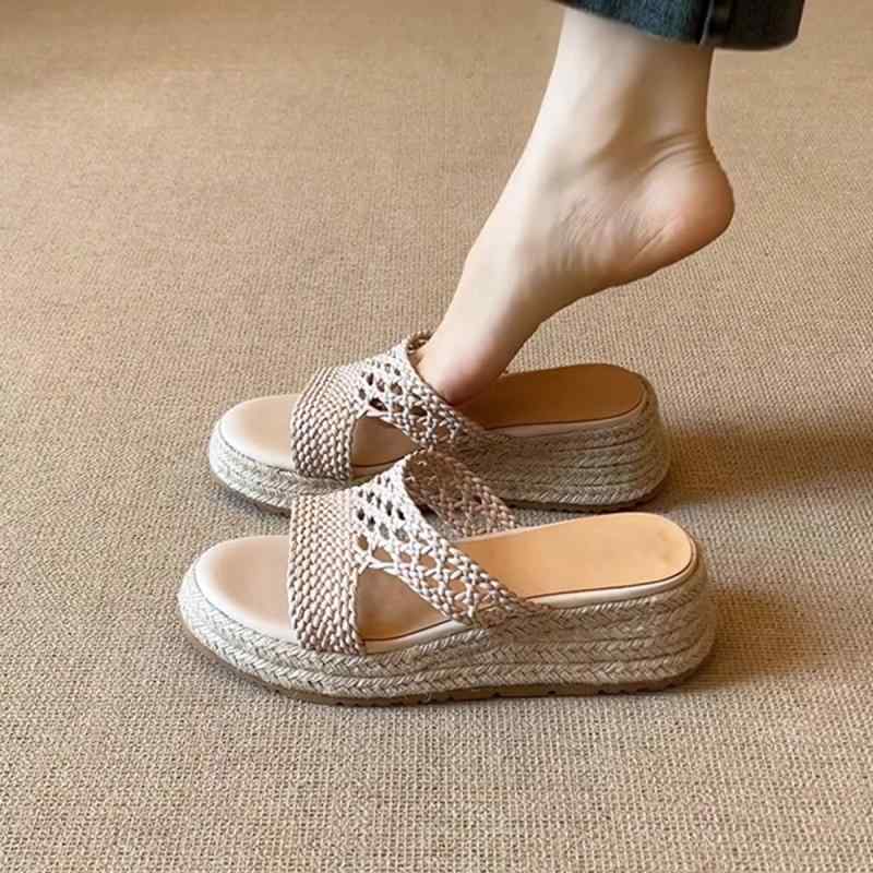 サンダル 女性用 厚底 草編み ソフトソール フィッシャーマン 復古 編み込み 丸トゥ 牛革 快適 通勤 休? 方頭 羊皮 インソール 春季 杏色 5cmヒール ラバーソール ワンストップ 足入れ