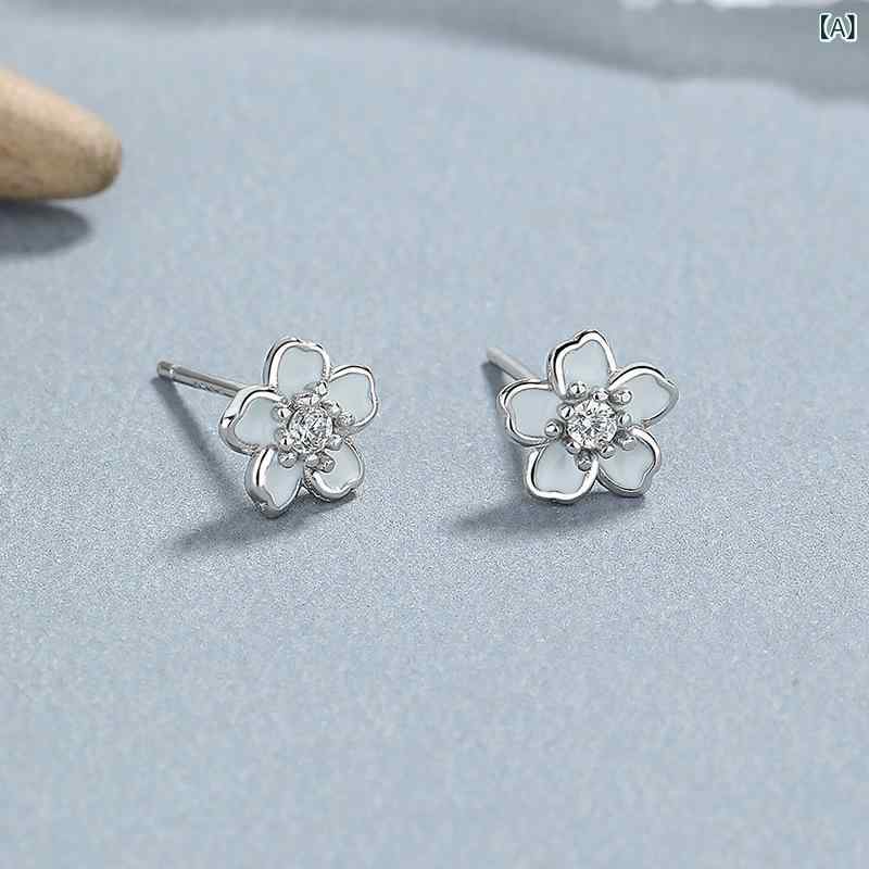 ピアス イヤーカフ 女性用 925銀 花 デザイン シンプル かわいい 耳飾り ファッション アクセサリー ホワイトゴールド ローズゴールド ピンク ブラック 接触冷感 軽量 通勤 普段使い 春夏