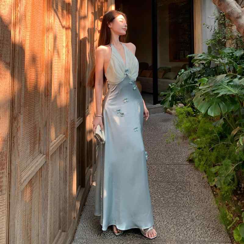 ワンピース 女性用 ハルネク Vネック ノースリーブ ハイウエスト Aライン 中長丈 バックレス 花柄 アイスブルー 切り替え ポリエステル 接触冷感 軽量 通気性 夏 ビーチ リゾート バカンス 普段使い かわいい 優雅