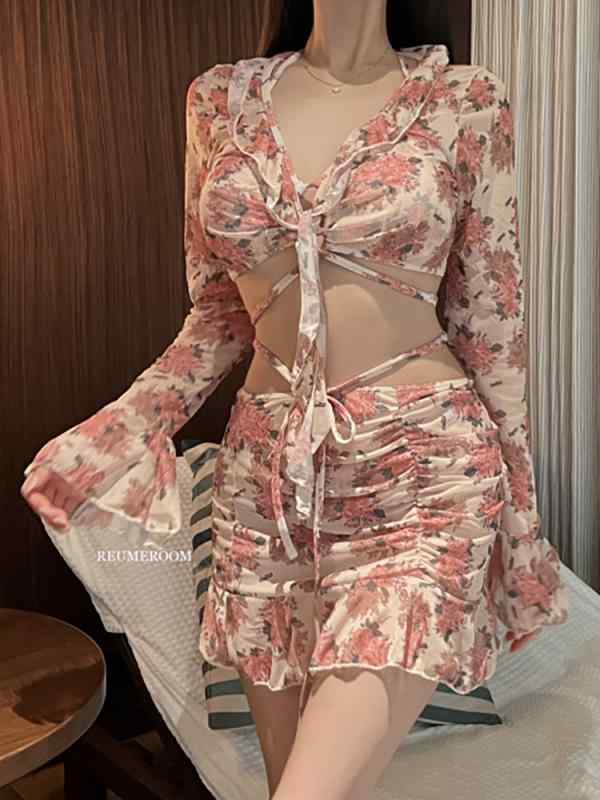 レディース ビキニ 水着 セット 温泉 花柄 長袖 防晒 トップス ハイウエスト セクシー 背中開き 耐久性 接触冷感 ナイロン ポリエステル 混紡 花色 花柄 吸湿速乾 軽量 伸縮性 女性用 スイムウェア ビーチウェア 夏用 プールサイド アウトドア
