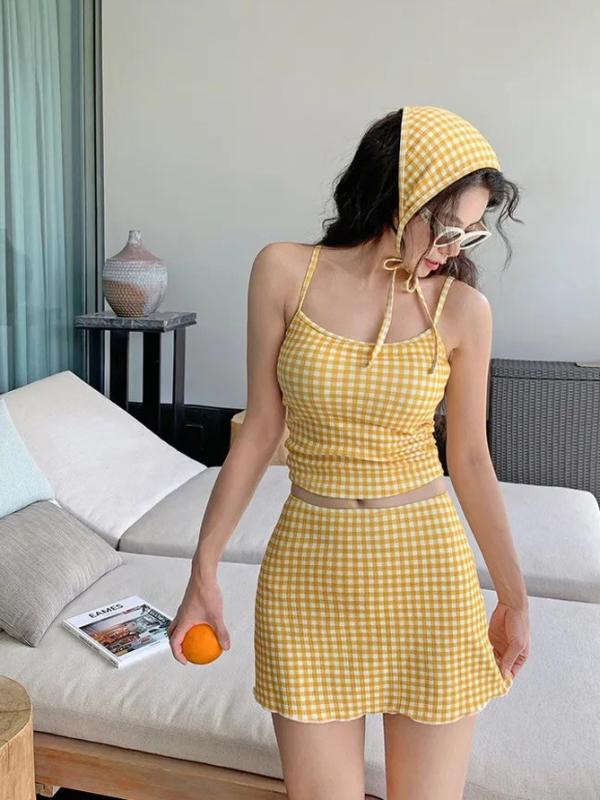 レディース 三件セット スイムスーツ 格子柄 絶美 バカンス 速乾 セクシー タイトフィット バックレス 高伸縮 耐久 ヨーロピアン スタイル 黄色 無袖 三角パンツ 胸パッド付き ノンワイヤー ポリエステル スパンデックス 82パーセント 18パーセン
