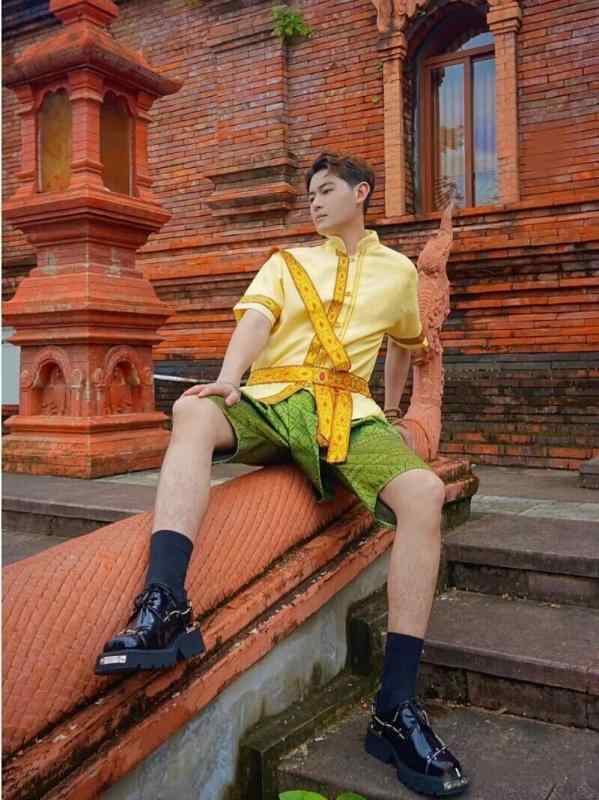 民族衣装 メンズ タイ族風 男性用 セットアップ 夏 ?? ポリエステル 吸湿速乾 軽量 通気性 白色 黄色 ブルー 民族スタイル タイ風 伝統柄 祭り服 夏祭り アウトドア 普段使い 男性服 民族服 セット 涼しい 快適 洗濯可能