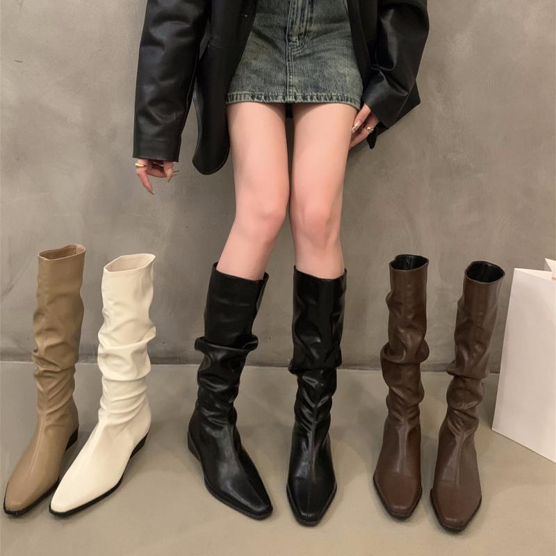 レディース 騎士靴 粗中ヒール プリーツ フレア ロングブーツ 女性用 中筒 長靴 超繊維 ゴム底 尖頭 韓国風 セットオン 純色 黒 ブラウン ホワイト ミルクティーカラー 伸縮性 通年 軽量 ファッション ブーツ 筒丈高め 普通厚 ピットイン 女性靴