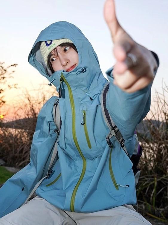 アウトドア フリース ジャケット 男女 ユニセックス 衝撃衣 広幅 ルーズフィット ハイキング 登山 旅行 サイクリング ハンティング 防水 防風 保暖 軽量 透湿 速乾 ポリエステル 素材 春夏秋 ユニセックス アウトドアウェア コットン グリーン ブ