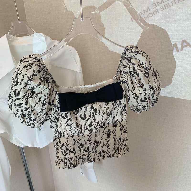 ブラウス 女性用 春夏 フレンチスタイル かわいい スクエアネック 蝶結び フラワープリント シフォン 素材 修身シルエット 泡泡袖 短丈 トップス 清新 プリンセス風 黒ブラウン カフェオレ色 軽量 通気性 吸湿速乾 デイリー フェミニン カジュアル