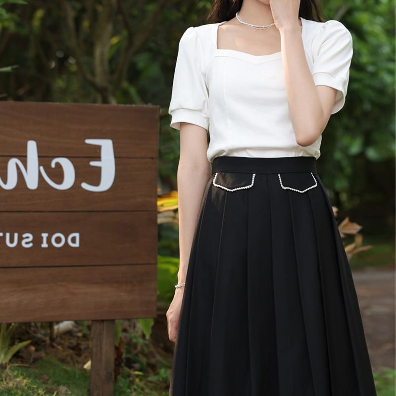 トップス レディース 春夏 フレンチスタイル ヴィンテージ ガールズ スクエアネック 泡泡袖 短袖 デザイン Tシャツ 修身 気質 通勤 ブラック ホワイト レッド ?? 95%以上 純色 短袖 スリムフィット Vネック スタンダードスリーブ シンプル