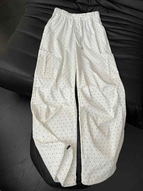 レディース 工装パンツ 夏用 白色 波点柄 松緊 高腰 スリム 直筒 ワイドレッグ 束脚 ロングパンツ 薄手 ポケット 微弾性 口袋デザイン 韓国風 カジュアル 普段使い 軽量 伸縮性 デイリーウェア