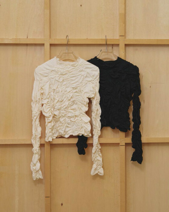 【此れから取って置く】 TODAYFUL 定め事商いもの トップス トゥデイフル シャーリング ロング ティーシャツ Shirring Long T-shirts 象牙色/黒いこと IVORY/BLACK 2色詳しく述べる 定め事取りまわし店 2026秋冬新作