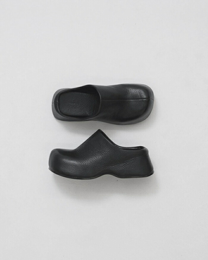 【此れから取っておく】 TODAYFUL 定まり商いもの シューズ トゥデイフル 音の大きさ 気魂 下駄 Volume Sole Sabot 黒いこと/靉靆たる赤銅色 BLACK/D.BROWN 2色取りひろげる 定まり取りまわし店 2026秋冬新作