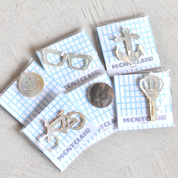 【楽天市場】MONTCLAIR アクセサリー モントクレア シェルブローチ Shell brooch イカリ/カギ/自転車/メガネ/ニコちゃん ...