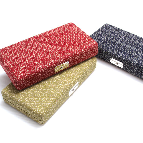 楽天市場】津軽三味線用【 1丁撥入れ〈 小物入れ付 〉合皮 (中地:黒