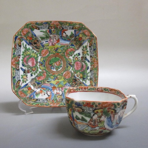 ★中国アンティーク 　カップ＆ソーサー シノワズリ　洋蓮百花　窓絵　新入荷【中古】
