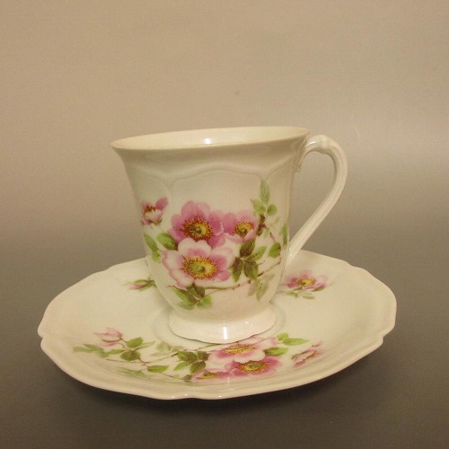 リモージュ Limoges A Giraud Co Limoges France ピンク 花柄 野ばら コーヒーカップ ソーサー 新入荷 中古 Lojascarrossel Com Br