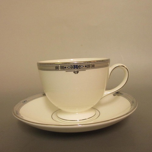 楽天市場】ウェッジウッド Wedgwood 壺印 英国製 クリオ カップ