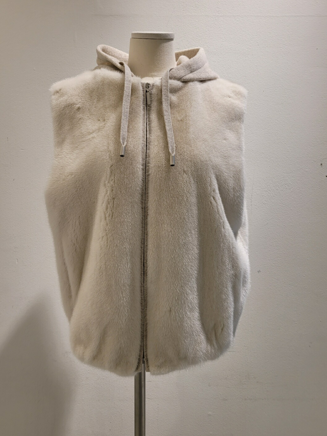 HE\u0026SHE [貨物輸送無料] KOPENHAGEN FUR コペンハーゲンミンクのコート 実際的毛皮より良い レディースより良い より良い 冬より良い アウター 御膳上等より良い 他愛も無い 色彩設計 毛皮より良い ラグジュアリー 韓国 ハイクォリティー ラグジュアリー ベストジレ ミンクのコートより良い