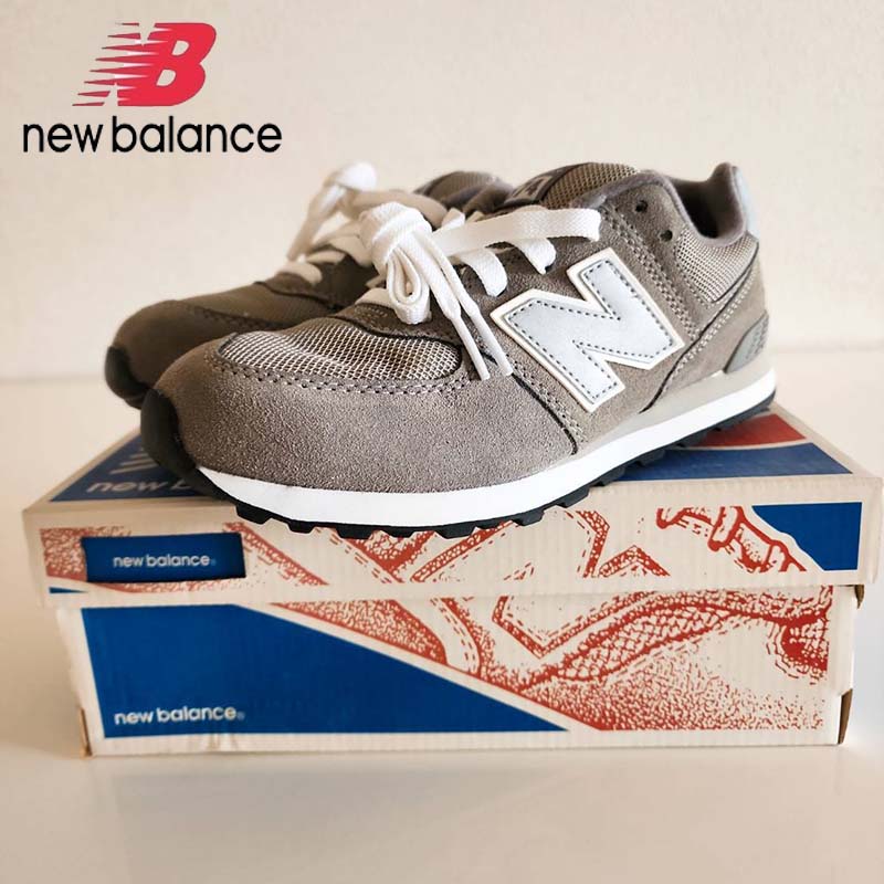 HE\u0026SHE [送料無料] ニューバランス NEW BALANCE 韓国 KOREA レディース 女性 女子 スニーカー ランニング靴 カジュアル靴 ストリート 運動靴 ボックスあり スポーツ靴 デイリー靴 お勧め 大人 ドライビングシューズ スピード配送 国内発送 KL574GSG 22.5サイズ