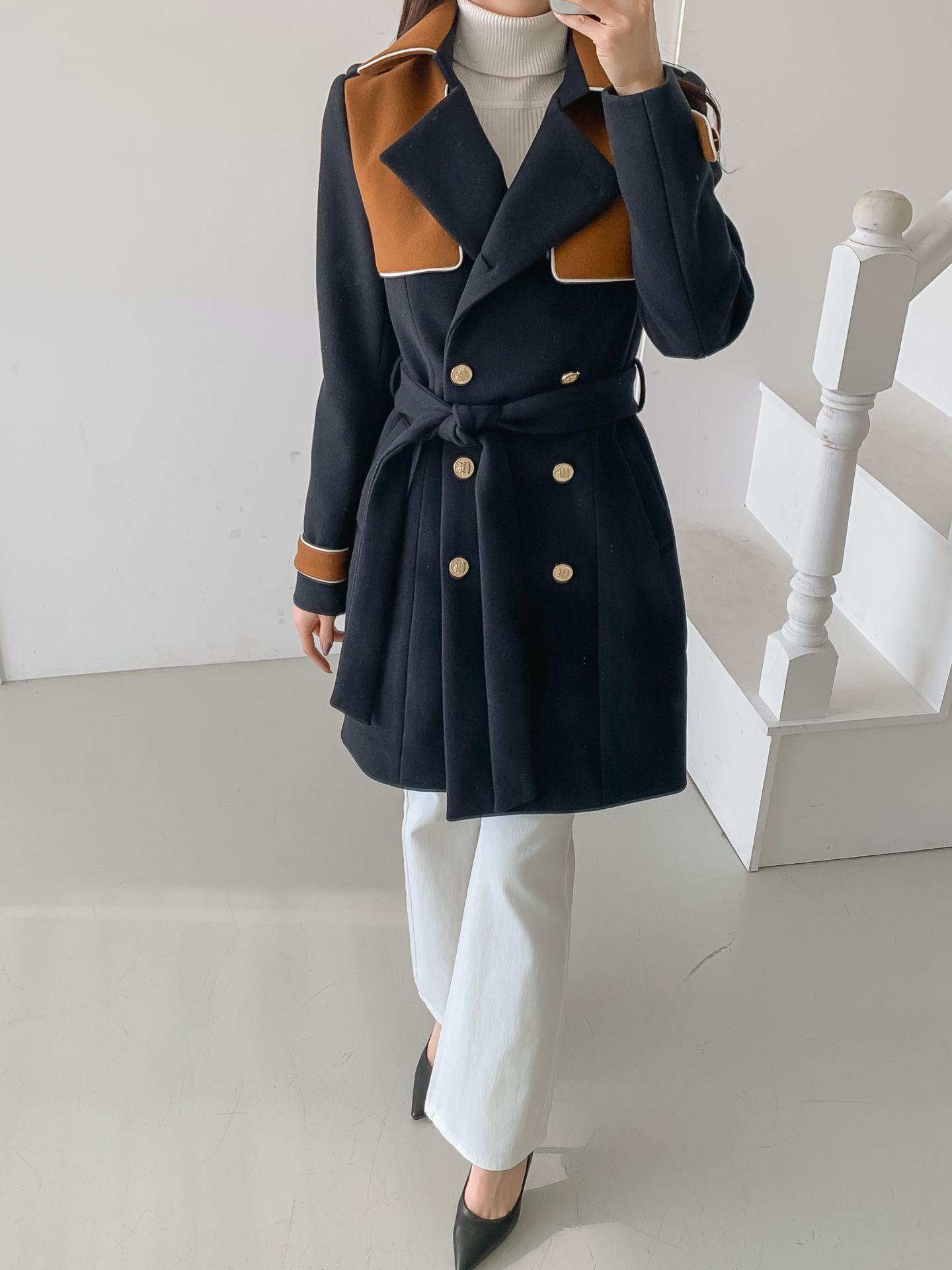 Suitroom (スーツルーム) ロングバイカラーコート ウールコート ベルト付き セミフォーマル ラブリー 女らしさアップ オフィスルック ゲストルック アウター 冬ファッション 韓国アイテム HE&SHE【送料無料】｜HE＆SHE