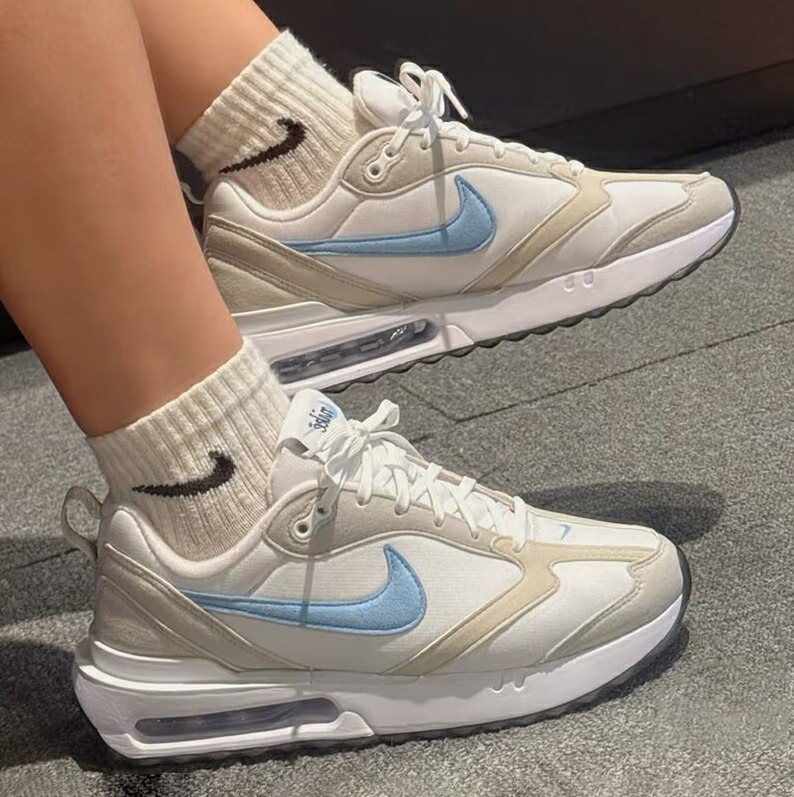 ナイキ NIKE 【置き目品】 エアマックスダーン AIR MAX DAWN ロゴタイプグラフィック レディース お上さん うしろ帯 駈けっくら 表どおり 心地よい スニーカー デイリー HE\u0026SHE [貨物輸送無料] AIR MAX DAWN