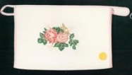 刺繍キット 輸入 ルボヌールデダム Le Bonheur des Dames 薔薇のトイレットバッグ Trousse de toilette Roses 刺しゅう フランス 上級者 5014