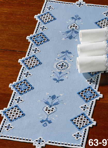 楽天市場】ハーダンガー刺しゅうキット 【テーブルランナー・グレー