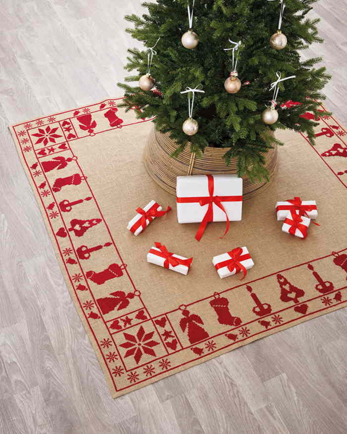 Permin of Copenhagen （ ペルミン ） はりつけ台編み目 縫い 一揃いの道具 【 赤いこと画題のクリスマス引っ敷き 】 北欧 デンマーク王国 インポート 上級者 45-5276