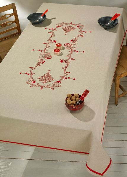 刺しゅう輸入キット ペルミン 小さなニッセのテーブルクロス Small niches デンマーク刺繍 Permin of Copenhagen 北欧 上級者 58-6605