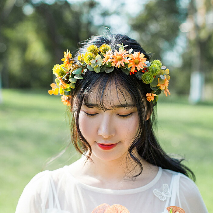 楽天市場 ウエディング 花冠 ティアラ 花かんむり ヘッドドレス 結婚式 ヘアアクセサリー 花嫁 カチューシャ 髪飾り ウェディング 森ガール 花輪 手作り 造花 姫風 パーティー フェス 海外旅行 写真撮り 3色 渋谷ウイングス