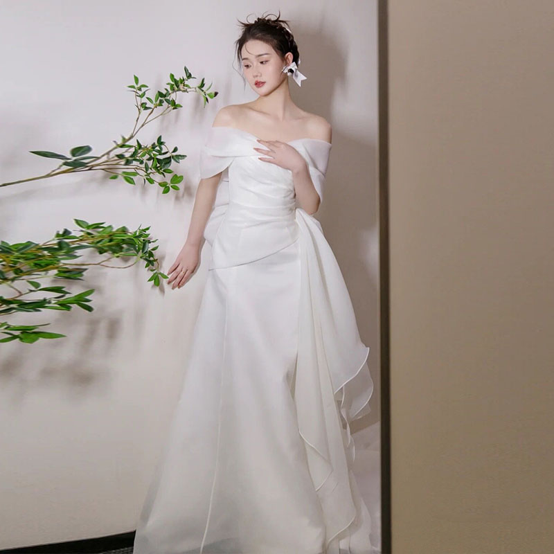 ウェディングドレス オフショルダー ドレス ウエディングドレス 二次会 結婚式 前撮り ブライダル ロングドレス 花嫁 スレンダードレス 海外挙式 フォトウェディング オフホワイト wedding dress フォトウェディング 文化祭 小さいサイズ 大きいサイズ オーダーメイド|渋谷ウイングス