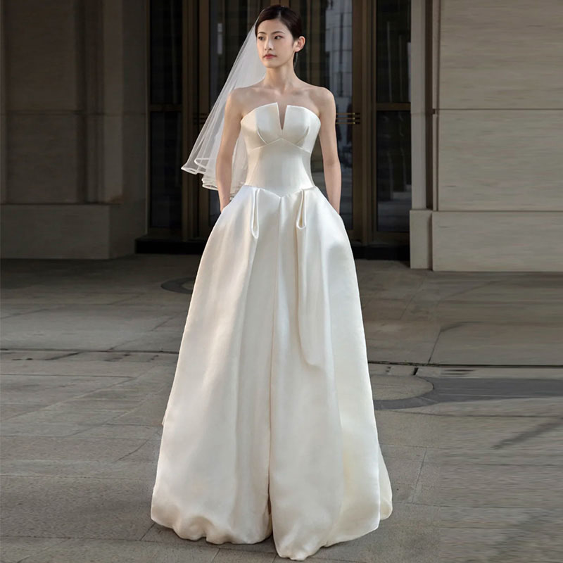 ウェディングドレス ウエディングドレス 二次会 結婚式 前撮り ブライダル ロングドレス 花嫁 スレンダードレス トラップレス ドレス 海外挙式 フォトウェディング オフホワイト wedding dress 文化祭 小さいサイズ 大きいサイズ オーダーメイド 後撮り ウェディングフォト|渋谷ウイングス