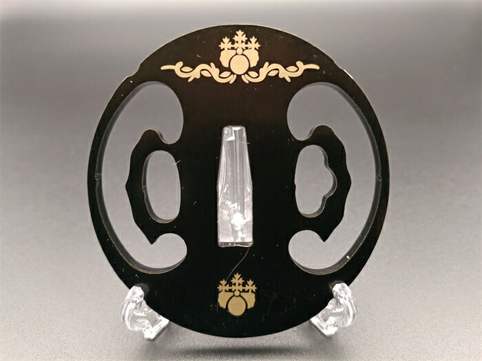 M*i様 日本刀装具　刀鍔　唐草卍字の図　銅地　細工　金メッキ　刀剣美術　武道具 楽天市場】日本刀装具 金唐草紋の図 刀鍔 銅地 細工 絵金銀 鍔