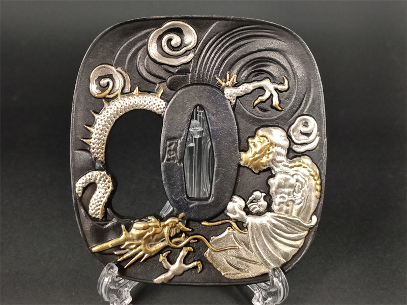 鍔 刀剣鍔 立浪海中図 銅製 鍔 刀剣鍔 立浪海中図 銅製