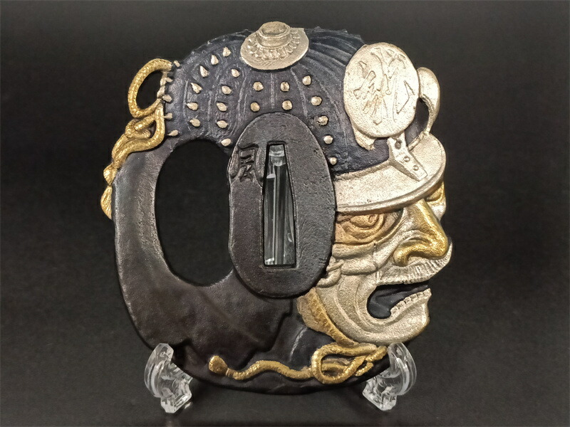 刀鍔 鍔 燕の図 銅製 透かし 絵金銀 日本刀装具 刀の鍔