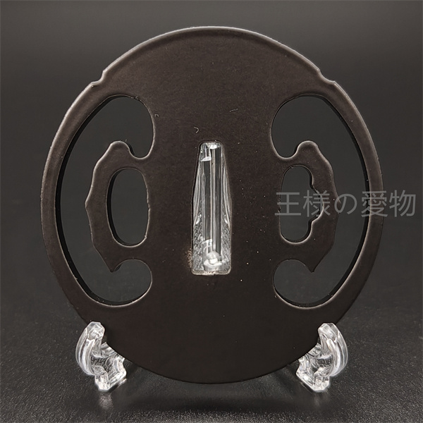 楽天市場】刀鍔 鉄地 透かし 桔梗の図 日本刀装具 鍔 つば ツバ 刀の鍔