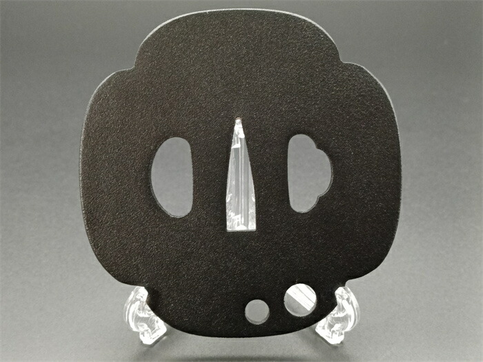 楽天市場】日本刀装具 刀鍔 家紋の図 五三の桐 鉄地 透し 刀剣美術