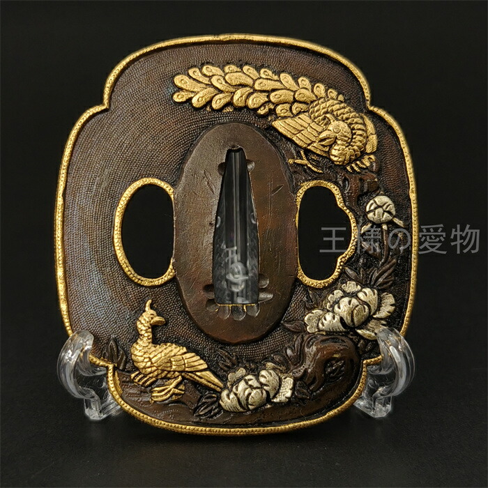 美術刀鍔　雲龍図　獅子牡丹図　銅地鍔四点セット　木箱付き 美術刀鍔 雲龍図 獅子牡丹図 銅地鍔四点セット 木箱