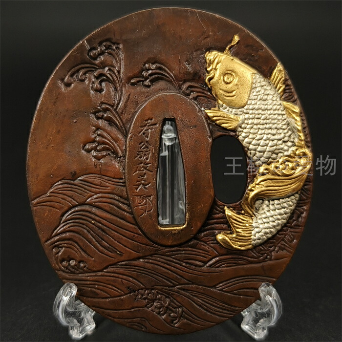 楽天市場】日本刀装具 花中蝶の図 刀鍔 銅地 細工 絵金銀 鍔 刀の鍔