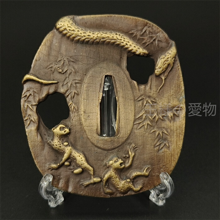 楽天市場】日本刀装具 刀鍔 竹蛇図 合金製 金工 細工 鍔 つば 居合用