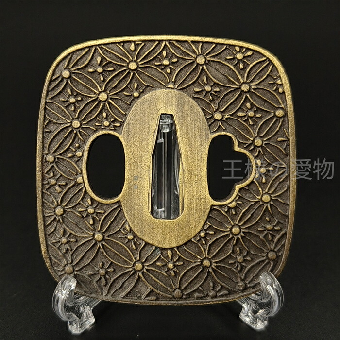 楽天市場】日本刀装具 刀鍔 桜図 合金製 金工 細工 鍔 つば 居合用