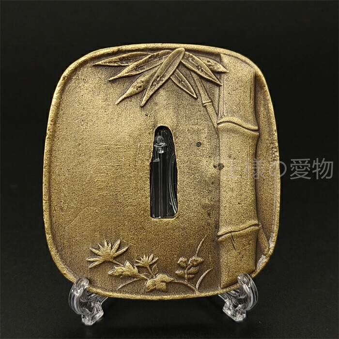 楽天市場】日本刀装具 刀鍔 梅図 合金製 金工 細工 鍔 つば 居合用