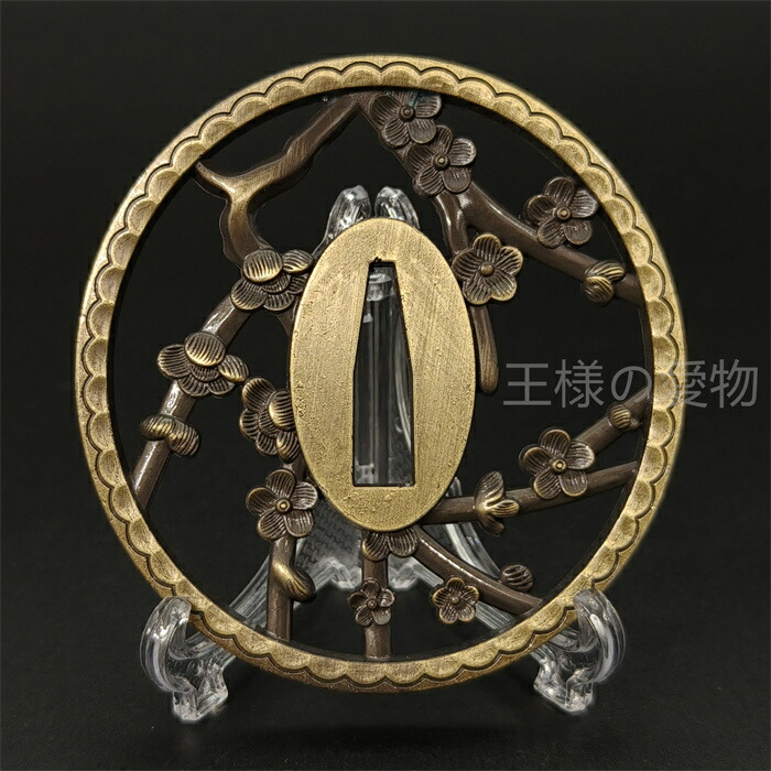 楽天市場】日本刀装具 梅の図 刀鍔 合金製 現代品 鍔 刀の鍔