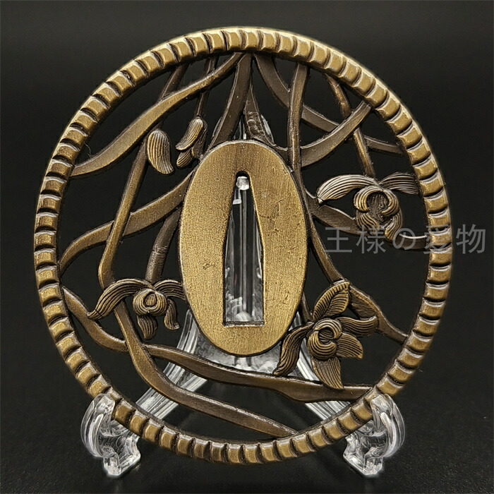 楽天市場】日本刀装具 花柄の図 刀鍔 合金製 現代品 鍔 刀の鍔 ツバ 鐔