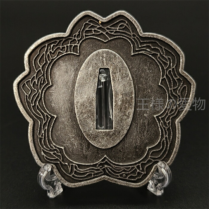 楽天市場】日本刀装具 刀鍔 唐草図 黒色 合金製 金工 細工 鍔 つば