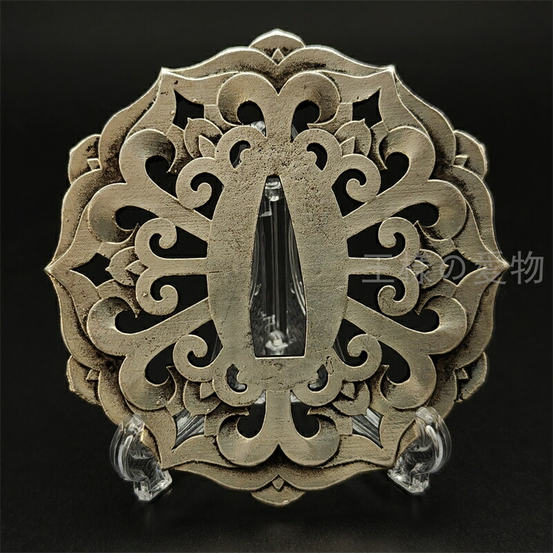 楽天市場】日本刀装具 刀鍔 桜の図 銀色 銅地 金工 細工 銀メッキ 鍔