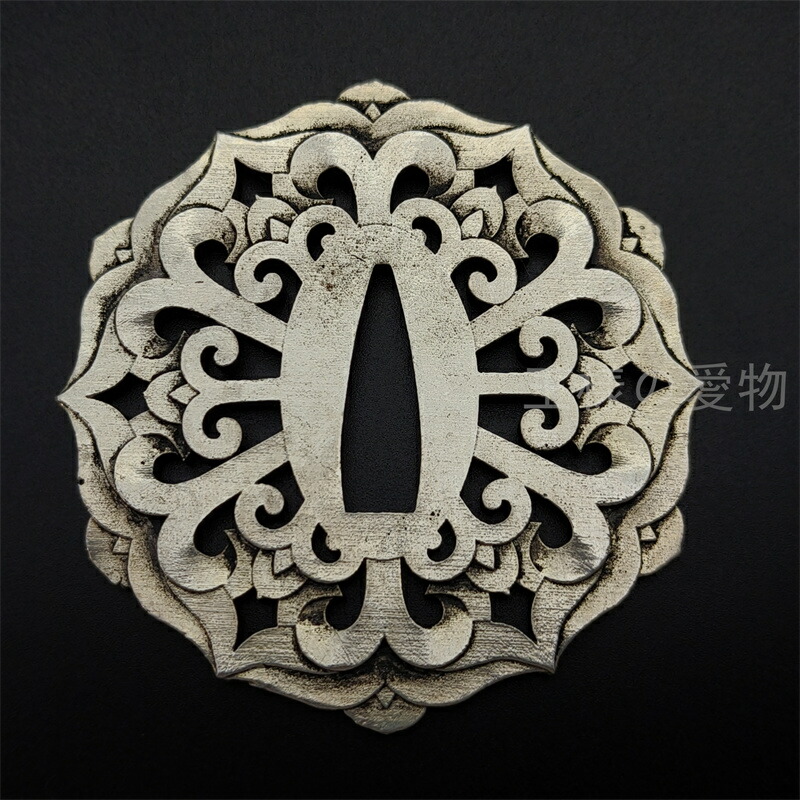 日本刀装具　蓮紋の図　刀鍔　銅地　細工　絵金銀　刀剣美術　武道具 日本刀装具 蓮紋の図 刀鍔 銅地 細工 絵金銀 刀剣美術 武道具 日本刀