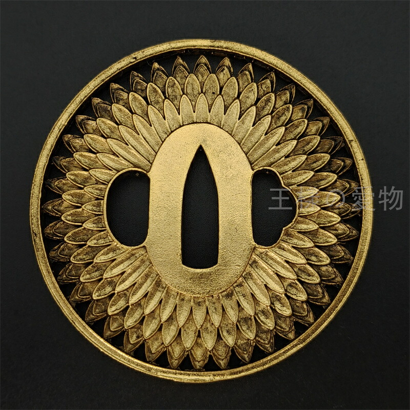 楽天市場】日本刀装具 刀鍔 唐草卍字図 銅地 金工 細工 金メッキ